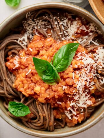 Slow Cooker Vegan Lentil Ragu