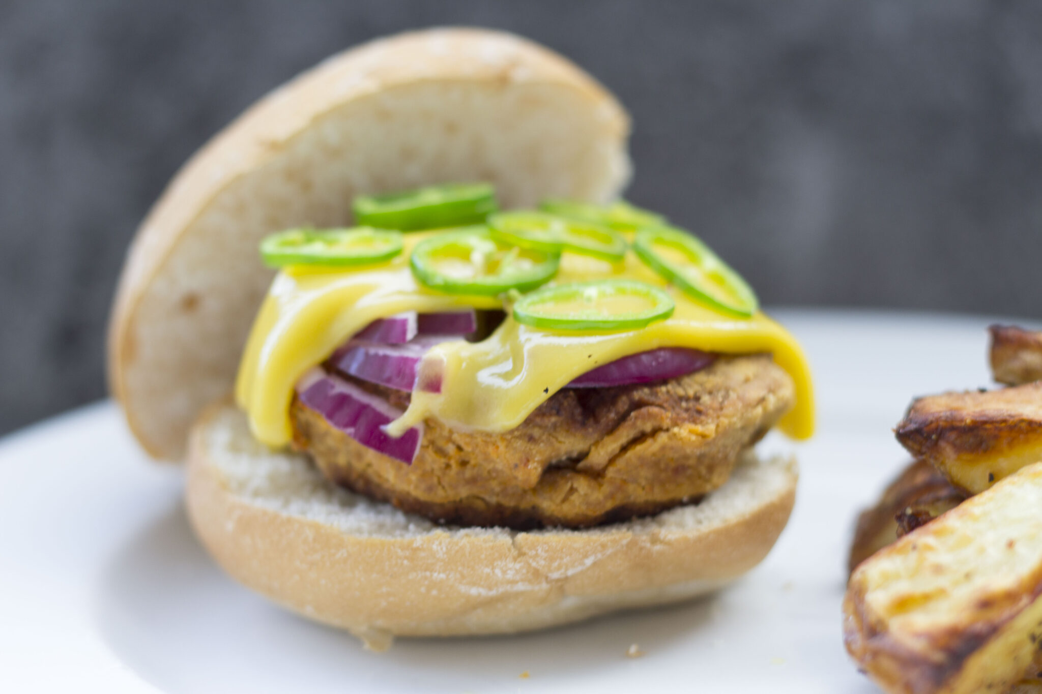 VEGAN CHICKPEA BURGERS WITH SUN-DRIED TOMATOES
