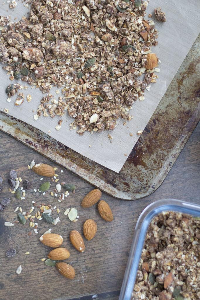 Healthy Crunchy Dark Chocolate Granola Recipe With Almonds 153 Dark chocolate granola