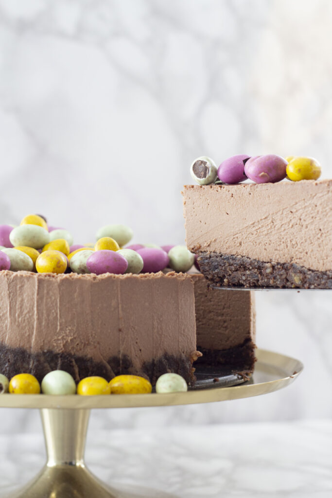 Chocolate Cheesecake Recipe (Dairy-Free, Egg Free, Vegan) 176 easter vegan chocolate cheesecake sliced