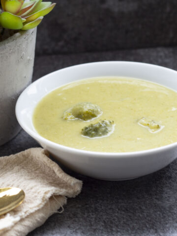Easy Broccoli Vegan Soup