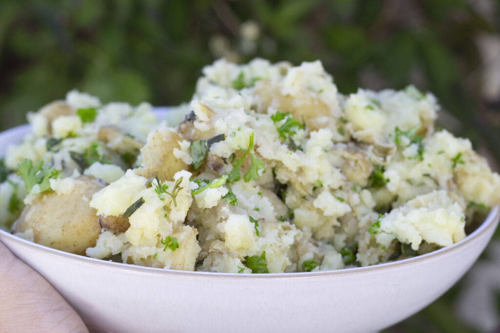 Vegan Smashed Potatoes Recipe With Garlic & Herbs 124 Vegan Smashed Potatoes With Herbs