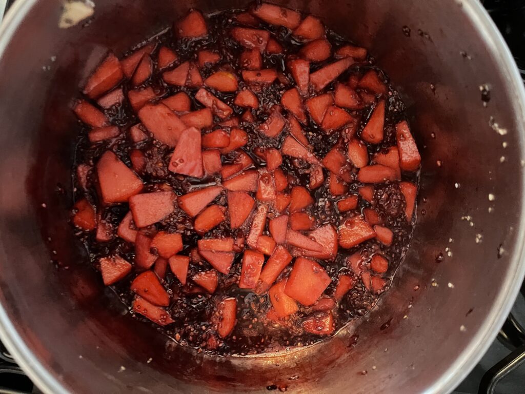 Vegan Apple and Blackberry Crumble Bars Recipe 271 chopped apples and blackberries in a saucepan