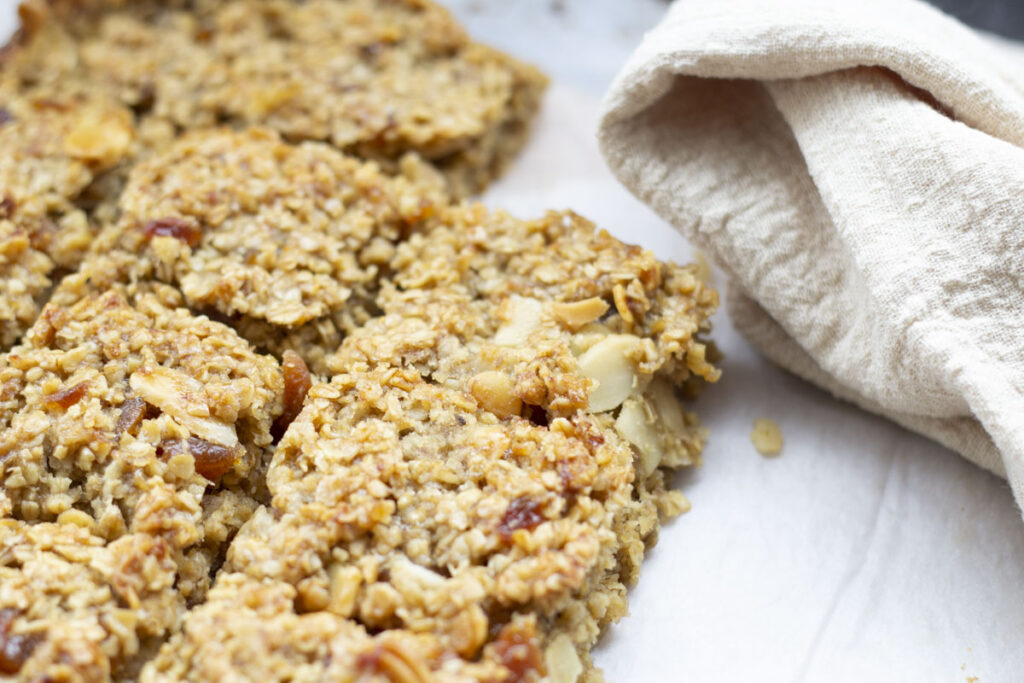 Vegan Apricot Flapjacks Recipe (Gluten Free) 165 Apricot flapjacks