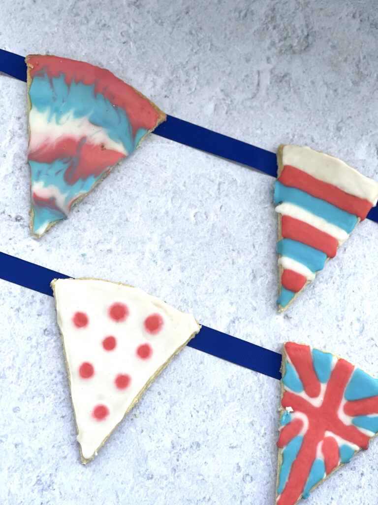 red white and blue bunting biscuits