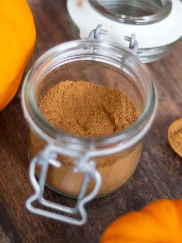 pumpkin pie spice in a jar