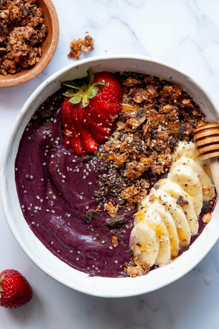 High Protein, Low Calorie Vegan Recipes 4 healthy acai protein bowl.