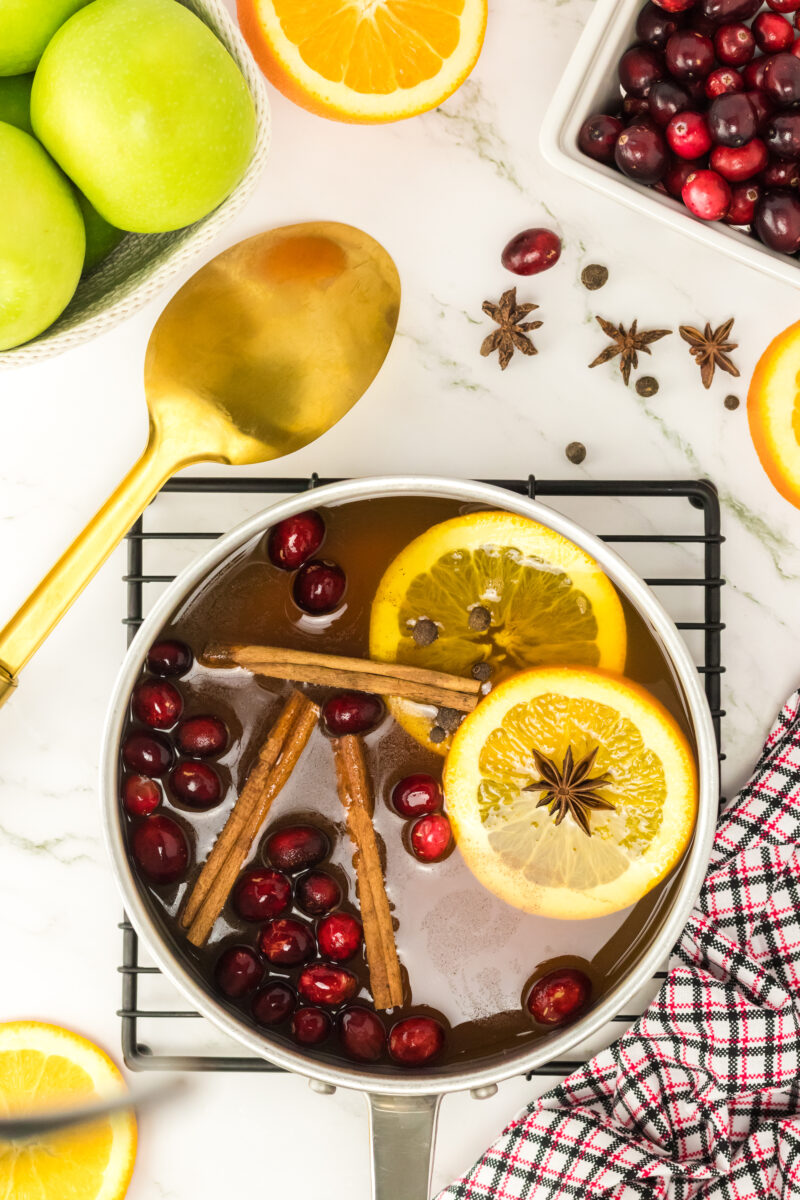 Delicious Old Fashioned Mulled Apple Cider Recipe (UK) 147 Old Fashioned Mulled Apple Cider