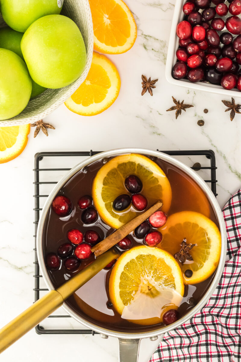 Delicious Old Fashioned Mulled Apple Cider Recipe (UK) 148 Old Fashioned Mulled Apple Cider
