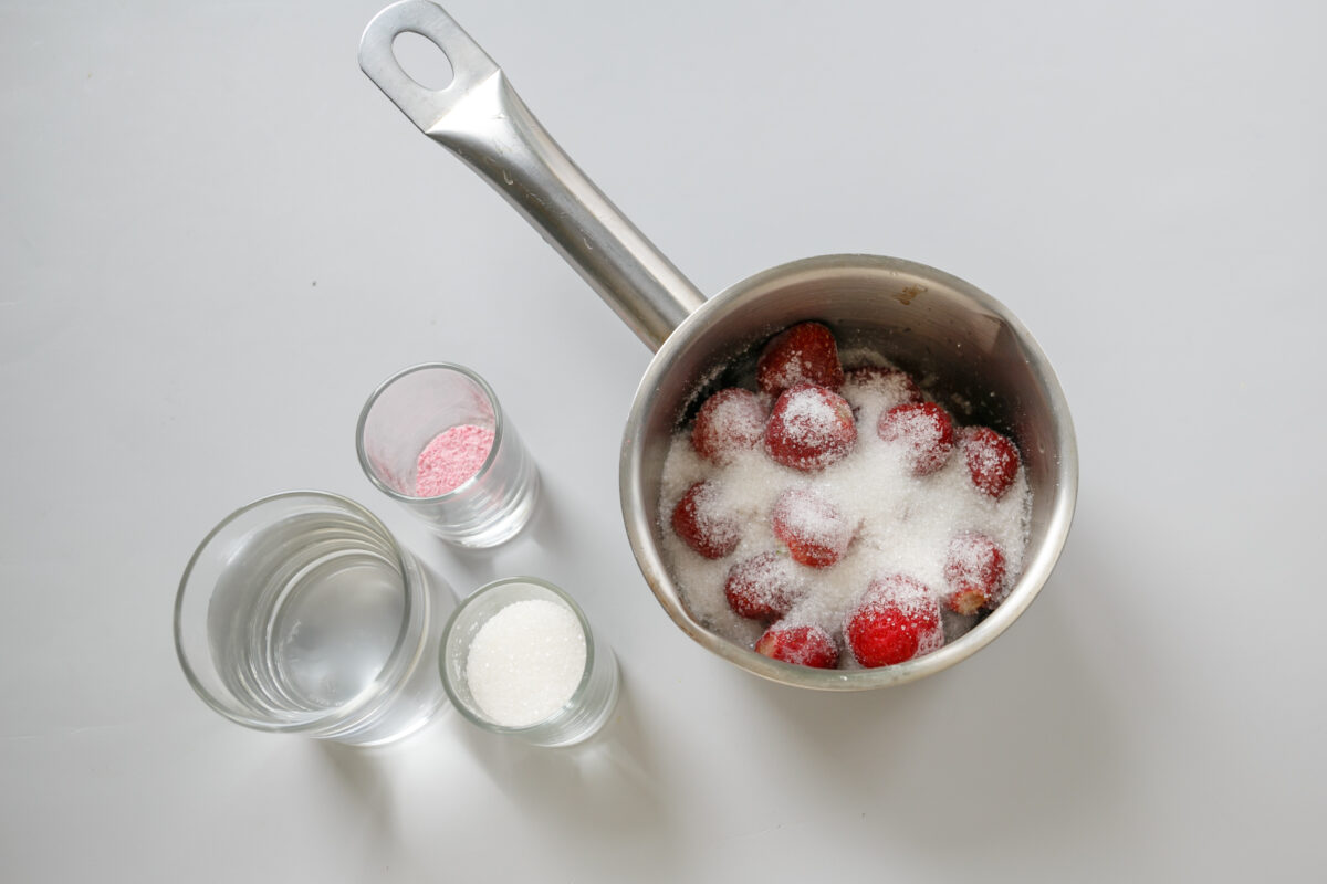 Copycat Starbucks Strawberry Acai Refresher Recipe 175 making strawberry and acai syrup