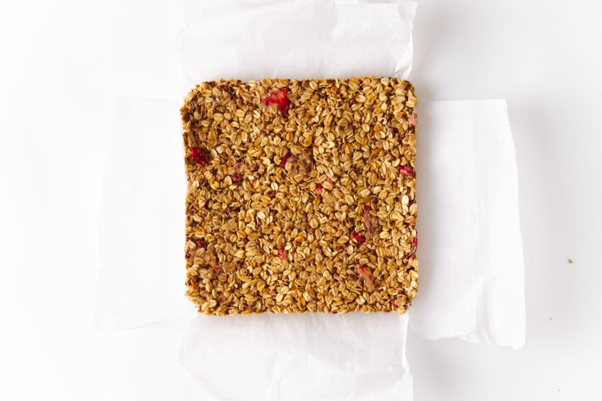 Vegan Strawberry and Cream Granola Protein Bars 221