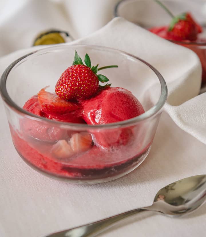 Easy Vegan Fruit Dessert Recipes You Will Love! 52